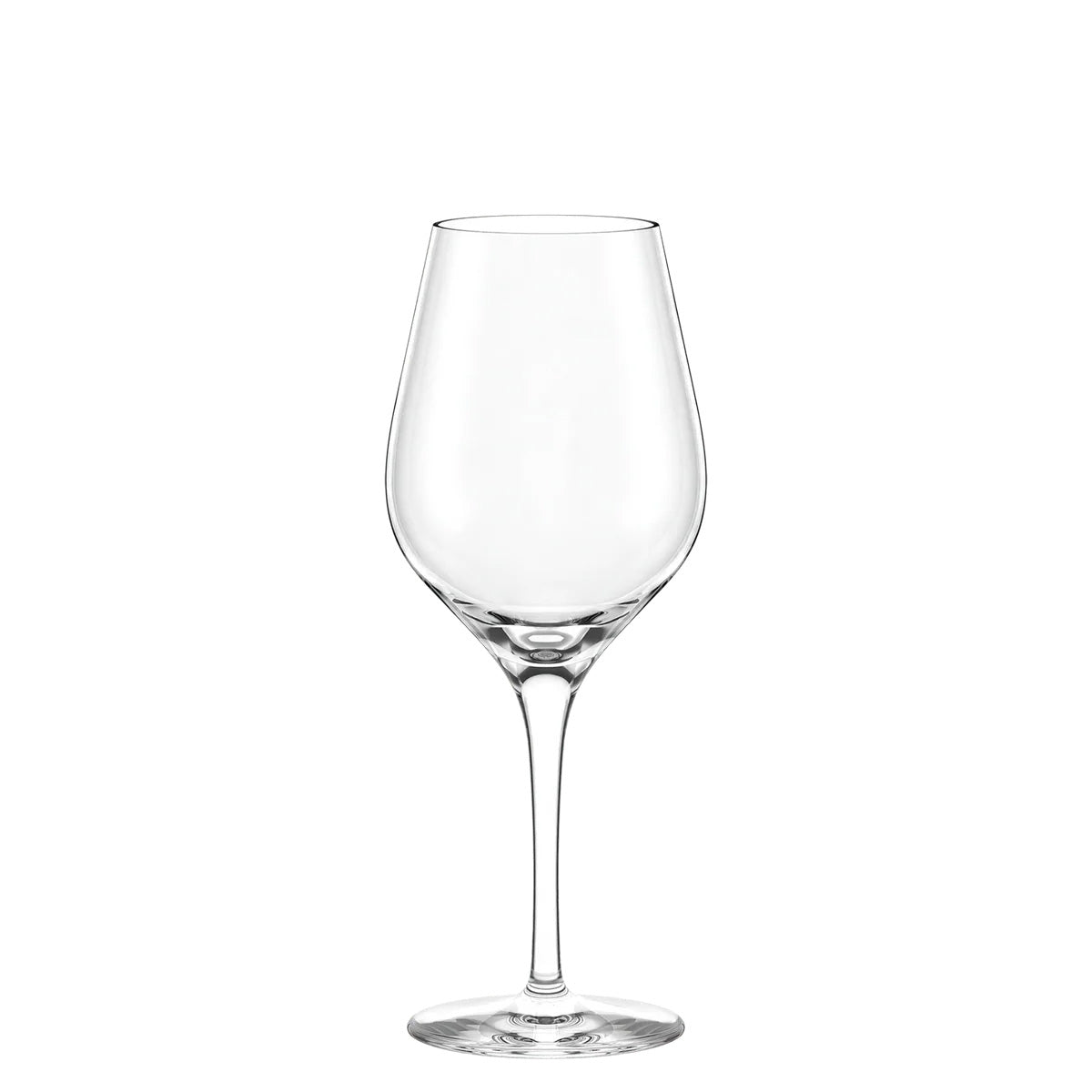 Detalle de la silueta fluida y la boca estrecha de la copa de vino blanco Exquisit, ilustrando su diseño para concentrar aromas cítricos y su altísima resistencia.