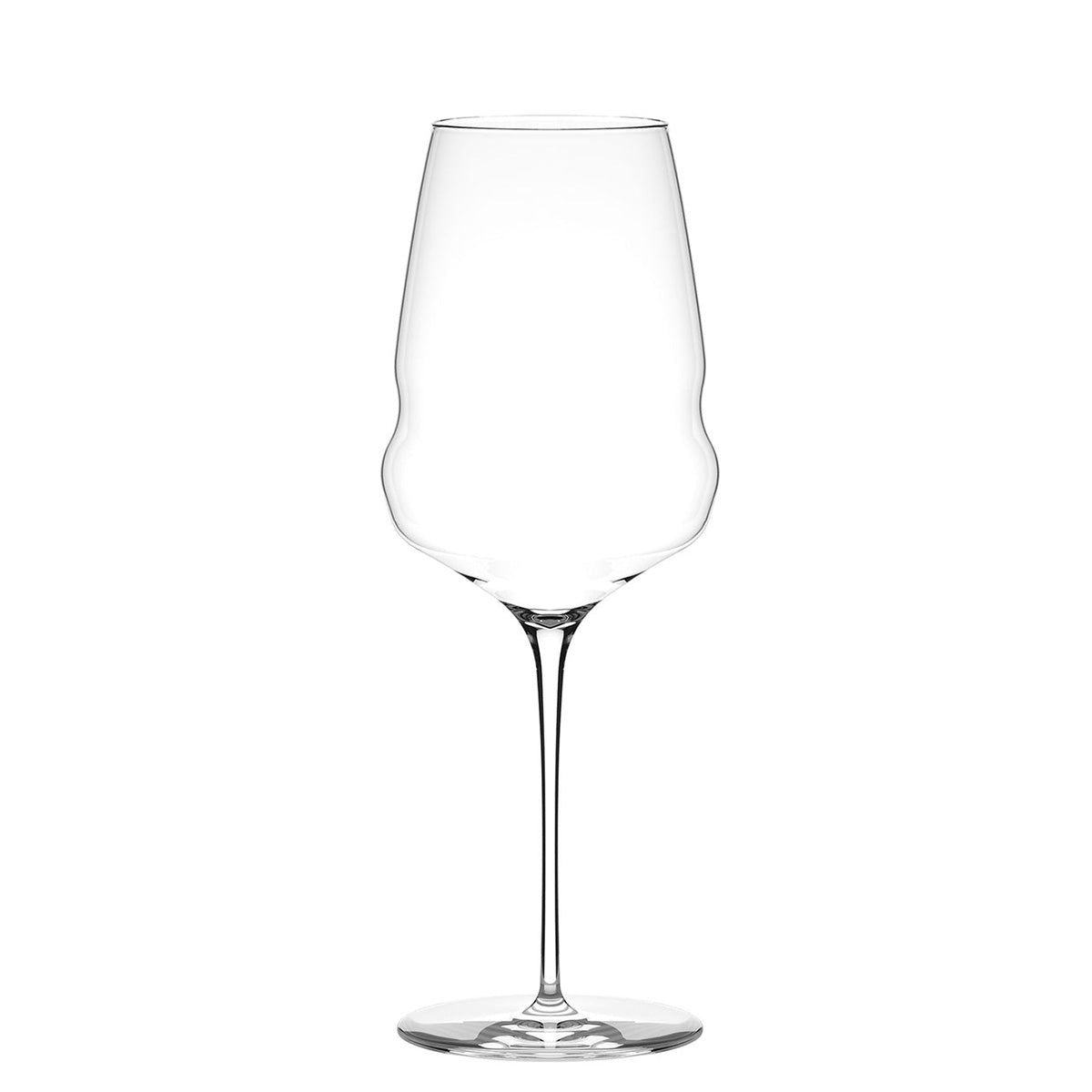Copa de vino tinto de la colección Cocoon de Stölzle Lausitz, mostrando su diseño moderno de base amplia y paredes extra finas en cristal transparente.