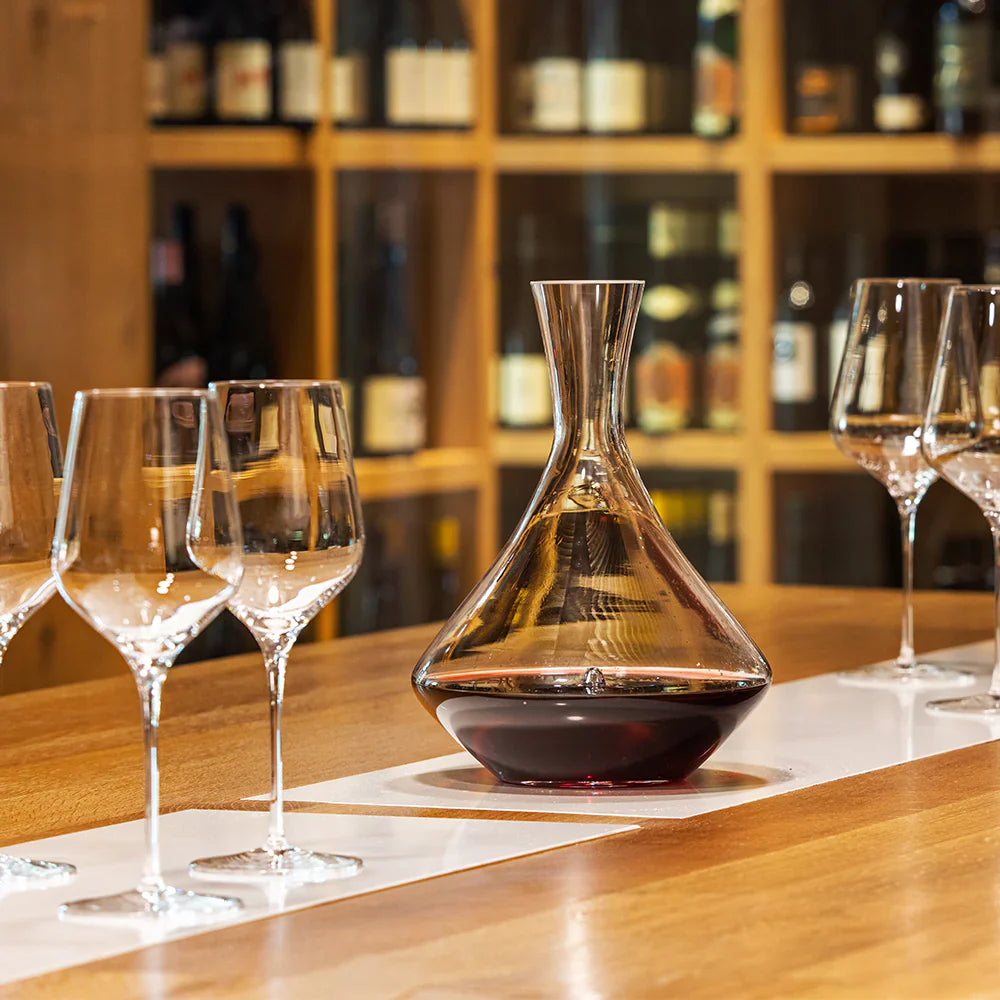 Decanter Fire Stolzle Lausitz, aireador de vino para realzar sabores.