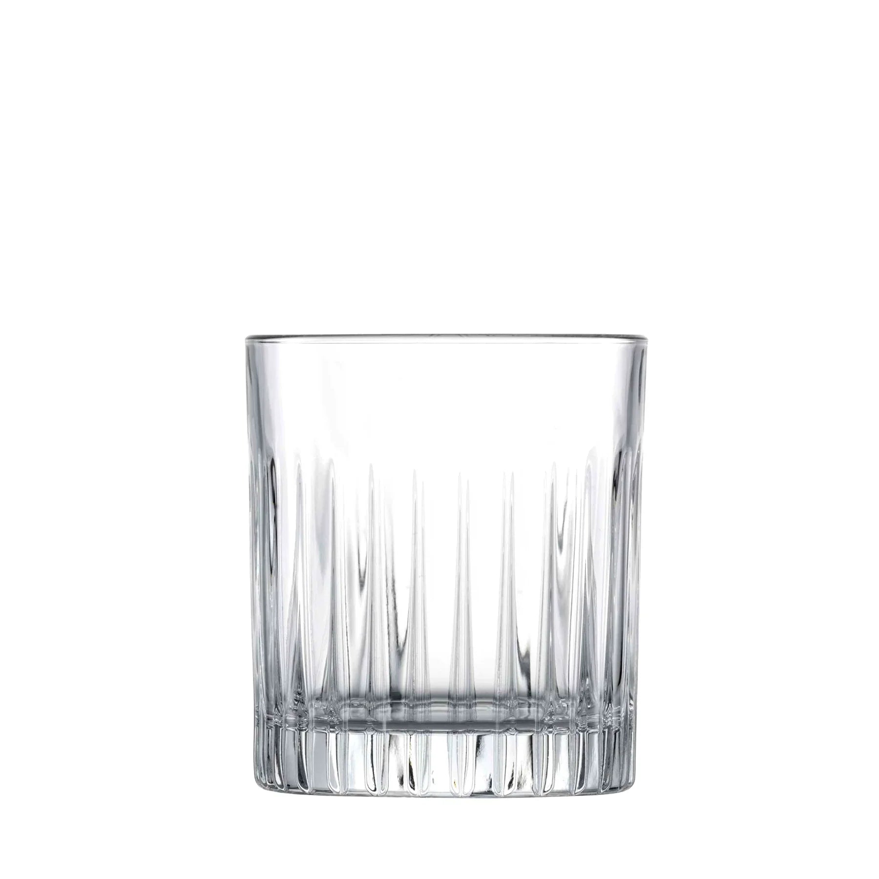 Detalle del vaso whisky Stage con reflejo en la base