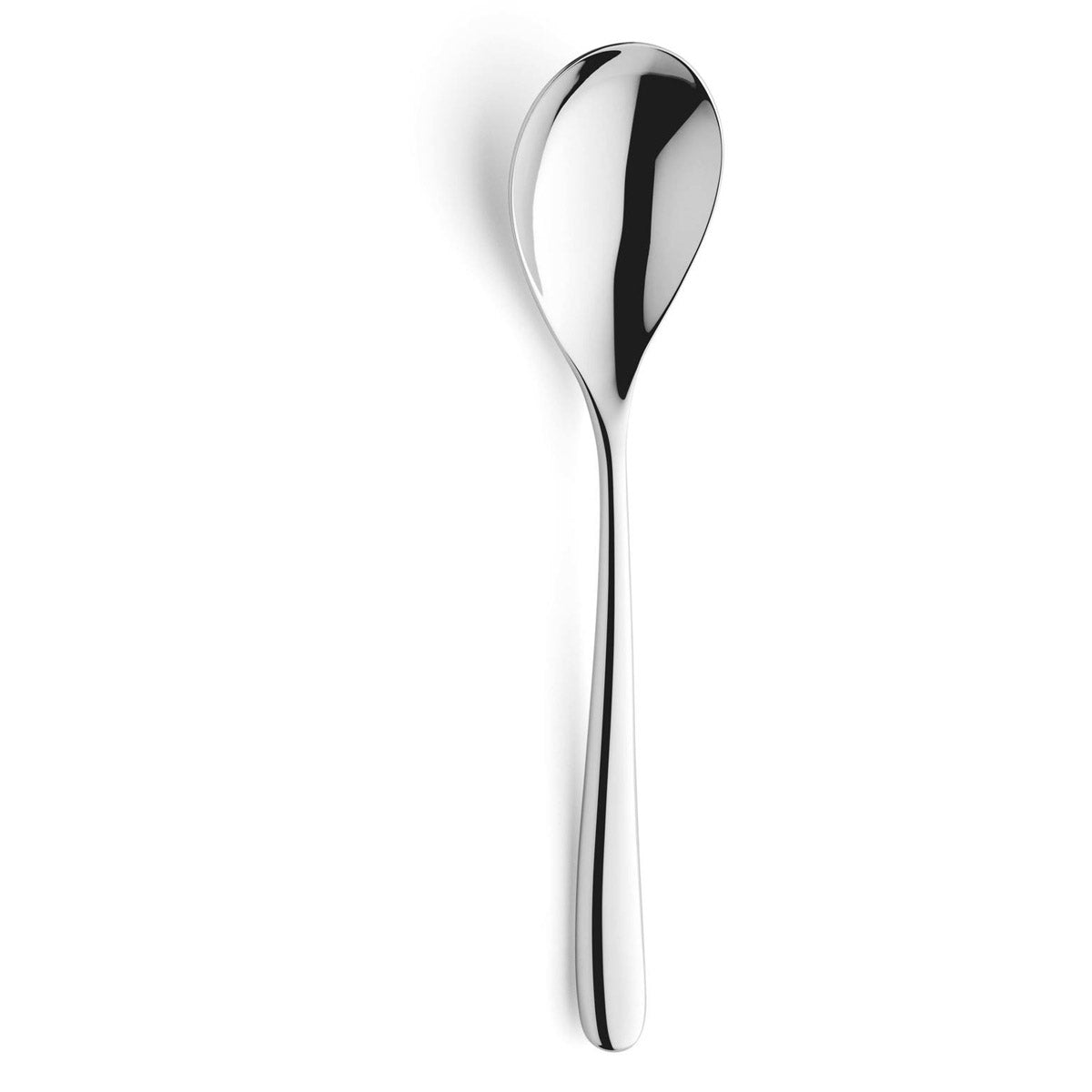 Cuchara de servir de acero inoxidable con un diseño moderno y brillante.