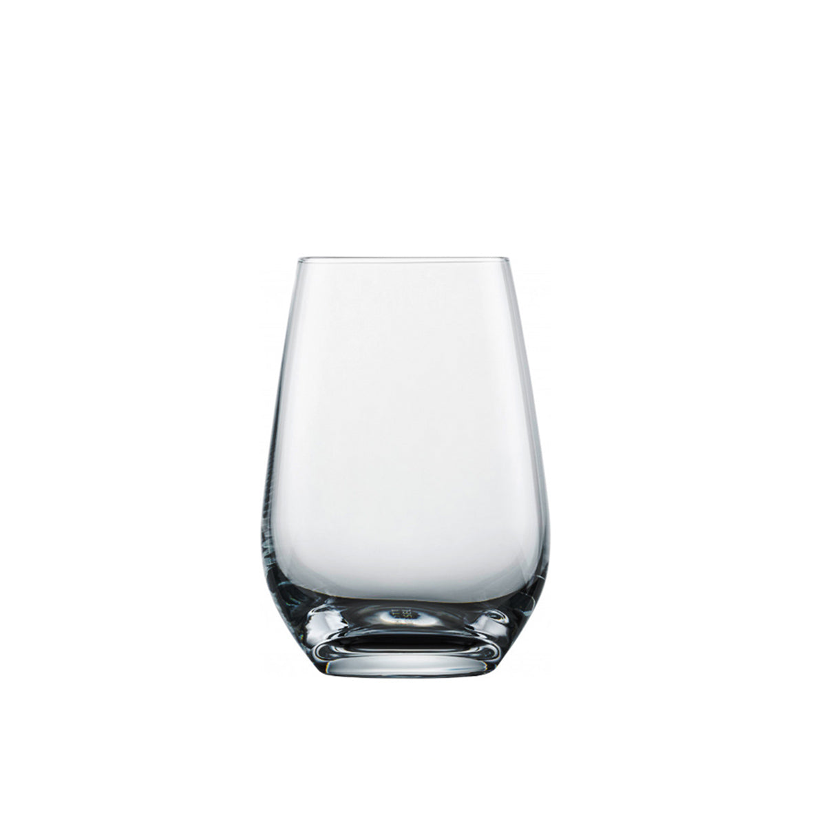 Vaso de agua de la colección Viña de Zwiesel Glas, mostrando su silueta minimalista y líneas limpias en cristal transparente.