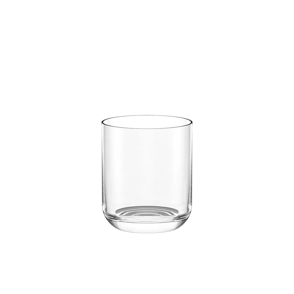 Vaso de Whisky Old Fashioned de la colección Classic de Stölzle Lausitz, mostrando su silueta cilíndrica tradicional y base maciza en cristal transparente sin plomo.