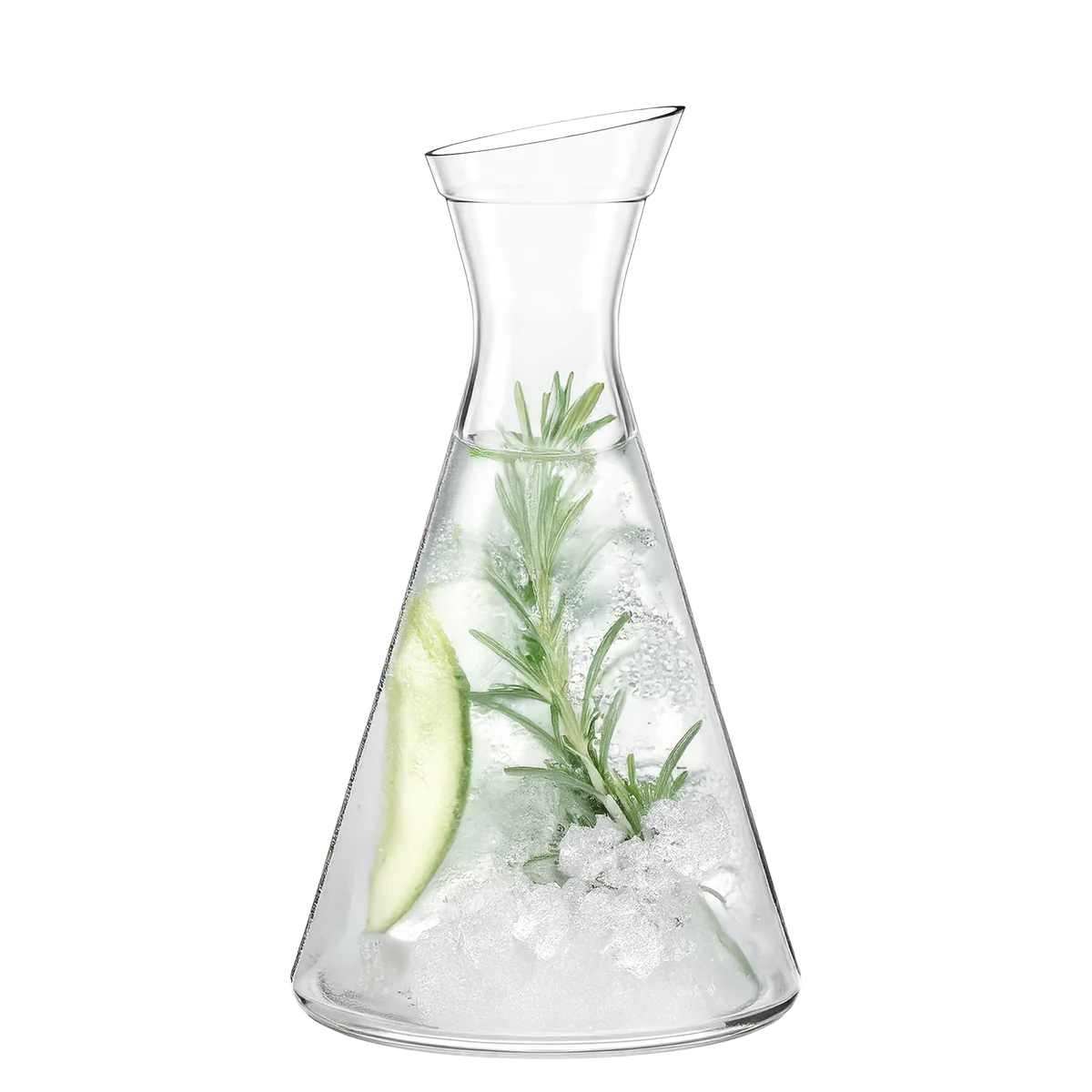 Jarra Pisa Stölzle Lausitz servida con agua fresca y rodajas de cítricos, destacando su transparencia y diseño ergonómico.