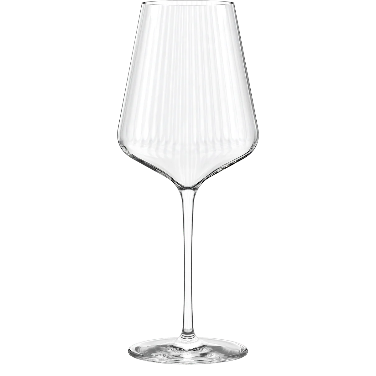 Copa de vino Burdeos de la colección Symphony de Stölzle Lausitz, mostrando su cáliz de gran volumen y líneas verticales internas en cristal transparente.